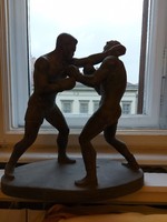 József Gondos statue of a couple of boxers