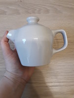Ceramic spout for a coffee maker