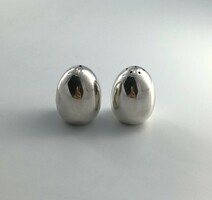 Silver spice pair, salt and pepper