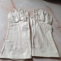 Raw-colored, thin, soft, women's leather gloves