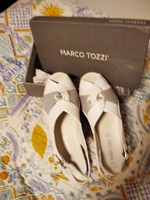 Marco Tozzi márkájú fehér-ezüst bőr női szandál, komfortos, 41-es méretű