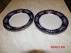 Zsolnay pompadur ii cake plates