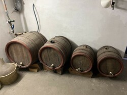 2 x 50 l, 1 x 150 l, 1 x 100 l wine barrel price together