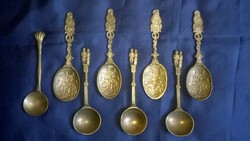 Pack of 8 pewter decorative spoons