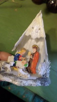 9.5 cm, retro, plastic nativity scene in undamaged condition, with gray glitter powder.