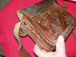Antik bőr tarsolyforma eredeti ZIEGLER (SZEGED) bőrdíszműves táska 26 x 20 cm a képek szerint
