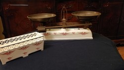 Max Roesler porcelain scale and spice holder