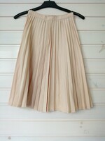 Vintage beige pleated skirt