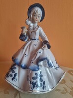 Ceramic musical lady