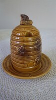 Beehive-shaped ceramic honey container