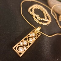 Gold-plated zircon pendant with 3 cm chain and bracelet