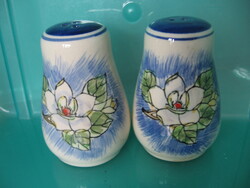 A pair of wild rose salt, pepper shakers and table spice holders