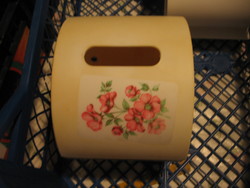 Retro floral plastic toilet paper holder