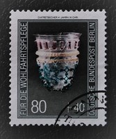 BB768p / Németország - Berlin 1986 Értékes üvegtárgyak bélyegsor 80+40 Pf értéke pecsételt
