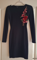 Elegant black embroidered dress, size xs