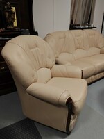Like New 3+2+1 High-Back Italian Genuine Leather Sofa Set, Flawless Ivory Leather Upholstery