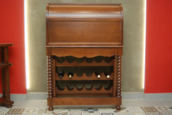 Wine bar cabinet