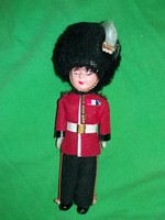 Antique blinking doll English soldier palace guard guard soldier 17 cm according to pictures