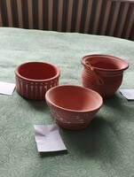 Clay pots and bowls