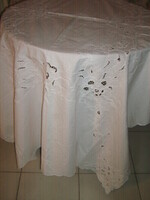 Beautiful tablecloth with Madeira embroidery