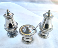 English silver plated salt and pepper shaker set