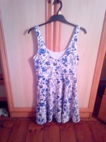 Kék Virágmintás ruha S-M méretű, Újszerű állapot