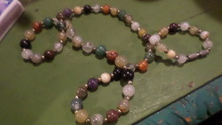 54 cm necklace made of mixed mineral pearls.