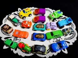 18 kinder figures: cars