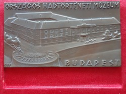 Victoria's Peak: National Military History Museum Budapest, plaque and badge in box
