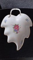 Hollóházi porcelain serving tray, flawless, marked, numbered, leaf-shaped, 19x16 cm, with fish pattern tongs