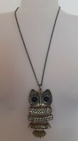 Copper colored necklace with large owl pendant