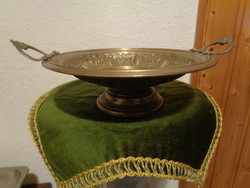 Centerpiece - offering, made of yellow copper, beautiful showy object, 25 cm + tongs