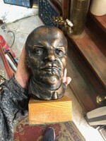 Olcsai Kiss Zoltán szignált Lenin bronz szobra, 16 cm-es magasságú.