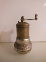 Pepper mill - copper - antique - 11 x 6 cm - perfect