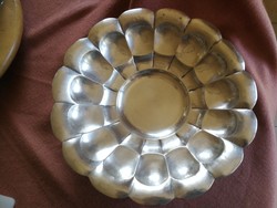 Silver bowl 32 cm in diameter