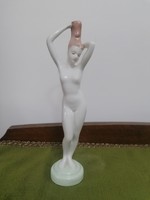 Aquincum porcelán Fésülködő női akt szobor