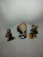 Ceramic cat musicians