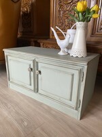 Vintage olive chest of drawers