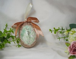 Kézműves húsvéti dekorációs tojás