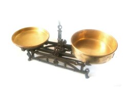 Old cast iron scales with two nice copper bowls and pans