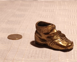 Small brass shoe ornament