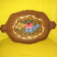 Hand painted wooden tray. An offerer.