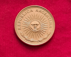 1976. Argentina 1 peso (1679)