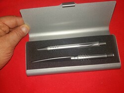 Beautiful quality retro metal pen and leaf opener in a set in a metal decorative box as shown in the pictures
