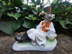 FURULYÁZÓ JUHÁSZ, ZSOLNAY SZOBOR