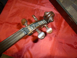 Sternberg töicséres  (Strohm) hegedű