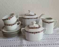 Victoria tea set (gift with teapot)