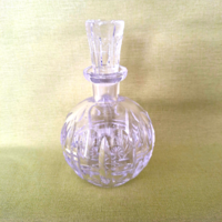 Lead crystal liqueur glass with stopper