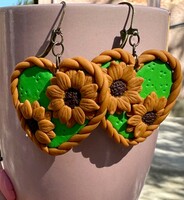 Unique heart-shaped flower earrings