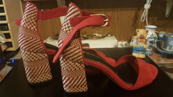 ---TAMARIS 37-es vadi új  LUXUS,jelzett  szandál  szövött sarokkal-exclusív megjelenés